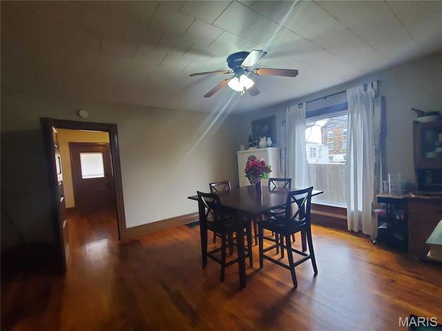 508 S Grand Avenue, Houston, MO 65483