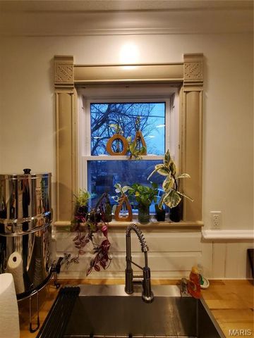 508 S Grand Avenue, Houston, MO 65483