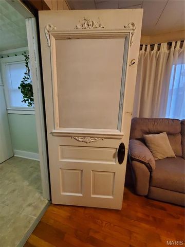 508 S Grand Avenue, Houston, MO 65483