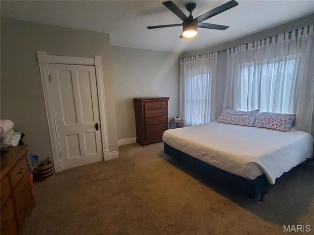 508 S Grand Avenue, Houston, MO 65483