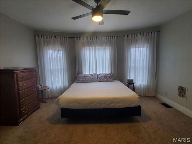 508 S Grand Avenue, Houston, MO 65483