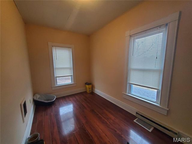 508 S Grand Avenue, Houston, MO 65483