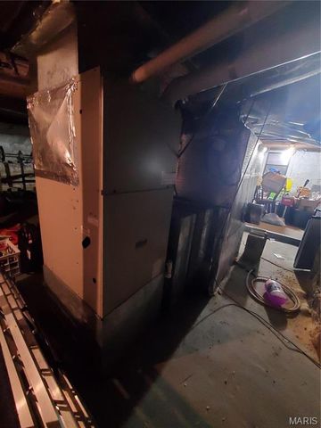 508 S Grand Avenue, Houston, MO 65483