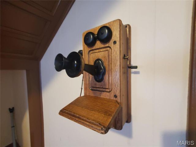 508 S Grand Avenue, Houston, MO 65483