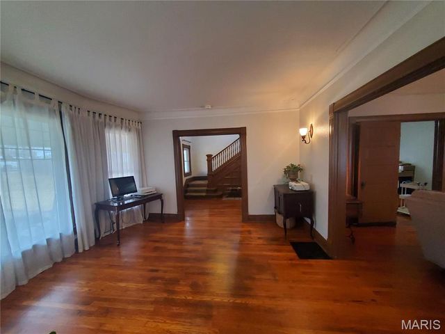 508 S Grand Avenue, Houston, MO 65483