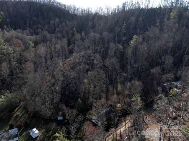 615 Fred Sparks Road, Bakersville, NC 28705