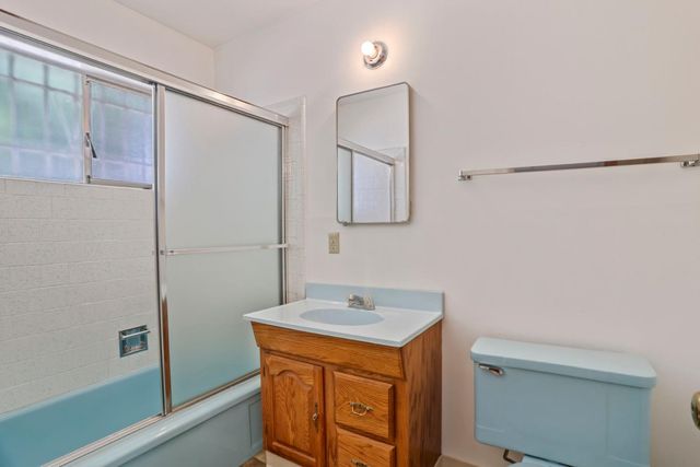 2387 E Fremont St, Stockton, CA 95205