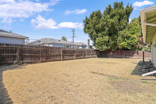 2387 E Fremont St, Stockton, CA 95205