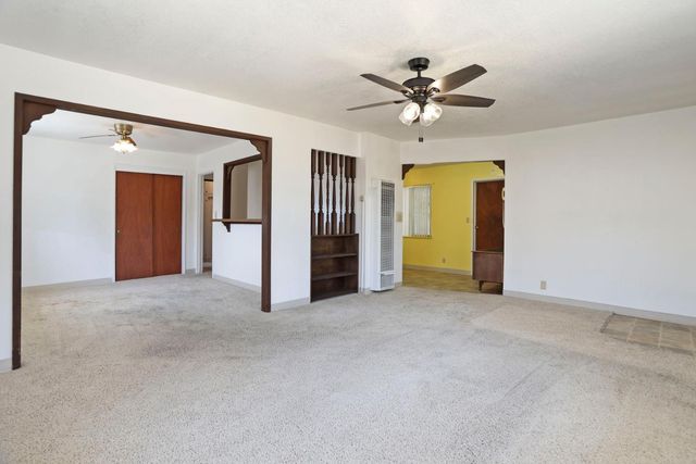 2387 E Fremont St, Stockton, CA 95205