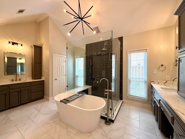 642 Plantation Ridge Ave, Saint George, LA 70810