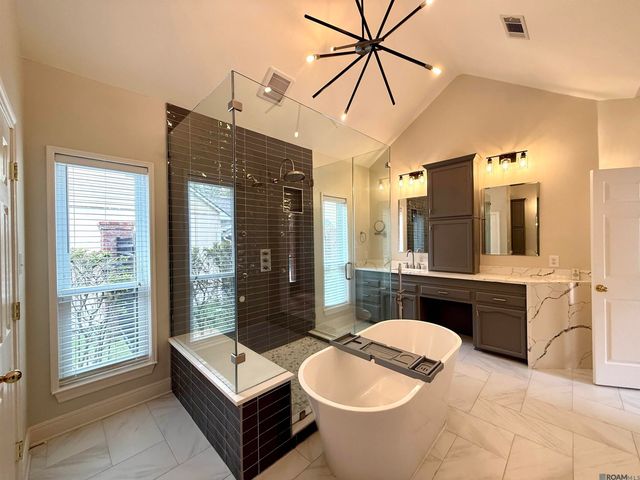 642 Plantation Ridge Ave, Saint George, LA 70810