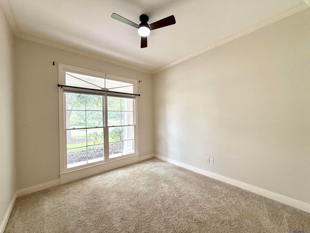 642 Plantation Ridge Ave, Saint George, LA 70810