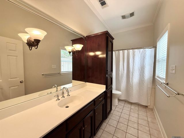 642 Plantation Ridge Ave, Saint George, LA 70810