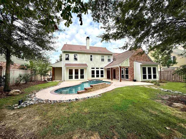 642 Plantation Ridge Ave, Saint George, LA 70810