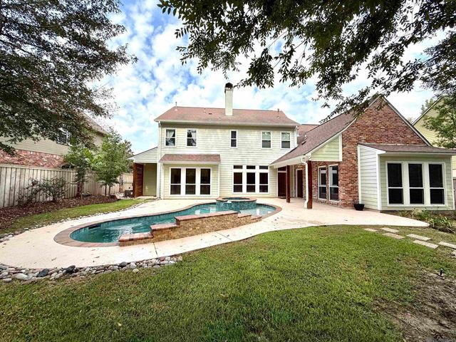 642 Plantation Ridge Ave, Saint George, LA 70810