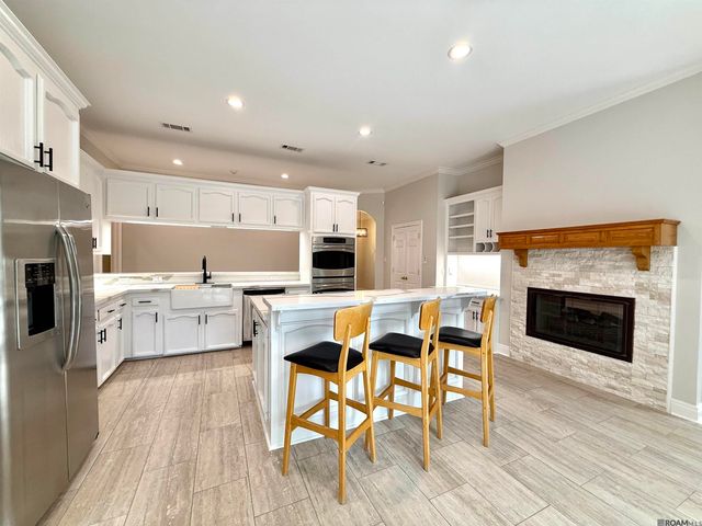 642 Plantation Ridge Ave, Saint George, LA 70810