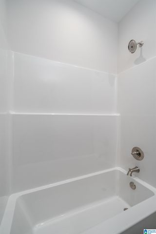 934 21ST AVENUE E, Tuscaloosa, AL 35404