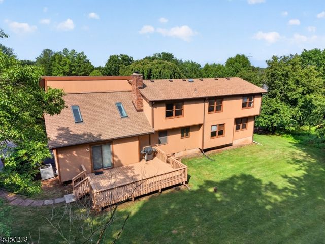 324 Eileen Way, Bridgewater Twp., NJ 08807
