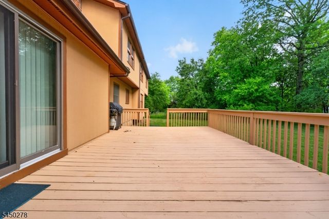324 Eileen Way, Bridgewater Twp., NJ 08807