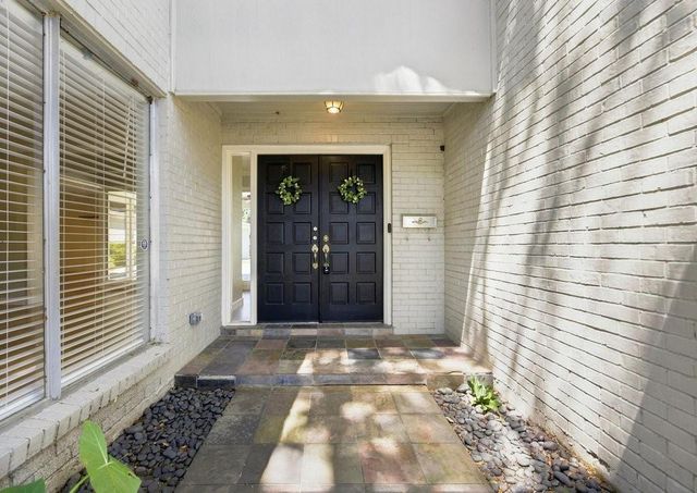 5522 Dumfries Drive, Houston, TX 77096