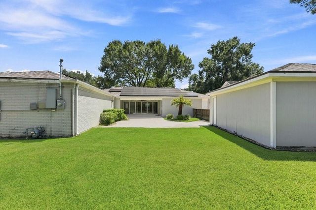 5522 Dumfries Drive, Houston, TX 77096