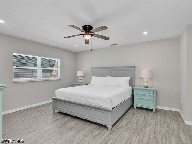 195 Hibiscus DR, Fort Myers Beach, FL 33931