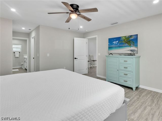 195 Hibiscus DR, Fort Myers Beach, FL 33931