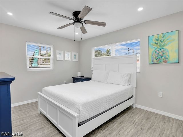 195 Hibiscus DR, Fort Myers Beach, FL 33931