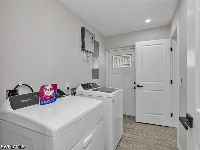195 Hibiscus DR, Fort Myers Beach, FL 33931