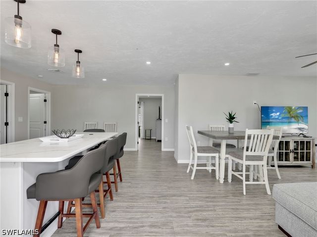 195 Hibiscus DR, Fort Myers Beach, FL 33931