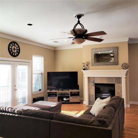 4517 Feagan Street B, Houston, TX 77007