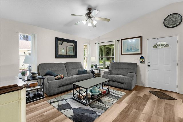 2597 NW CR 426F STREET NE, Lake Panasoffkee, FL 33538