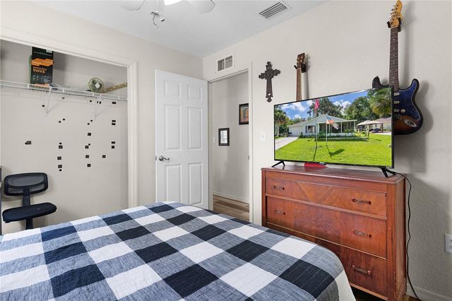 2597 NW CR 426F STREET NE, Lake Panasoffkee, FL 33538