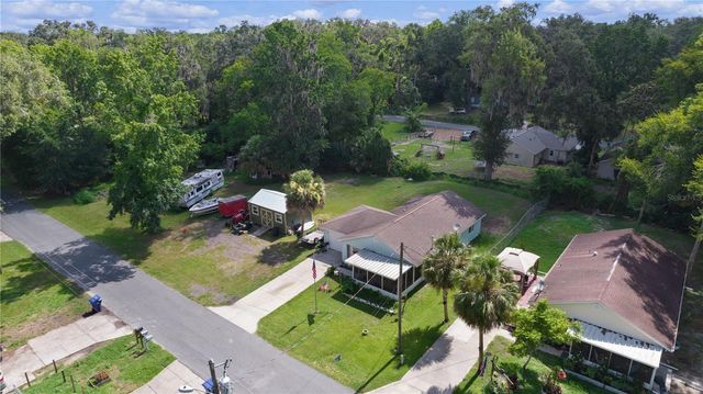 2597 NW CR 426F STREET NE, Lake Panasoffkee, FL 33538