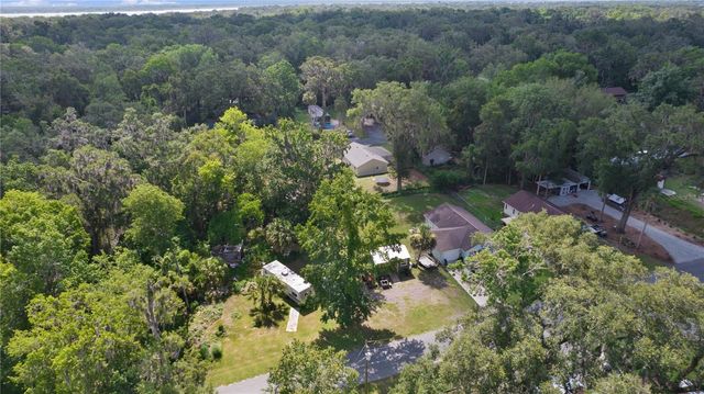 2597 NW CR 426F STREET NE, Lake Panasoffkee, FL 33538