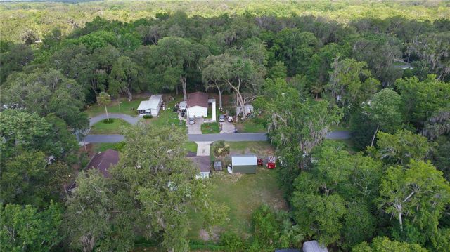 2597 NW CR 426F STREET NE, Lake Panasoffkee, FL 33538