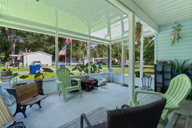 2597 NW CR 426F STREET NE, Lake Panasoffkee, FL 33538