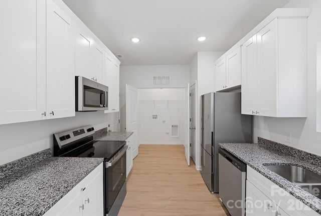 1120 7th Street, Statesville, NC 28677