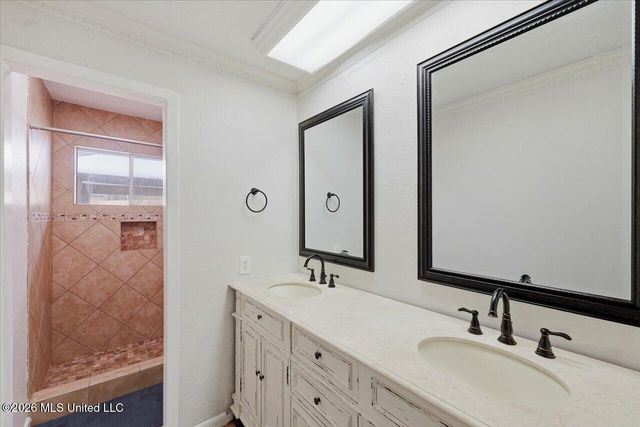 69 Summit Ridge Drive, Brandon, MS 39042