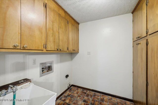 69 Summit Ridge Drive, Brandon, MS 39042