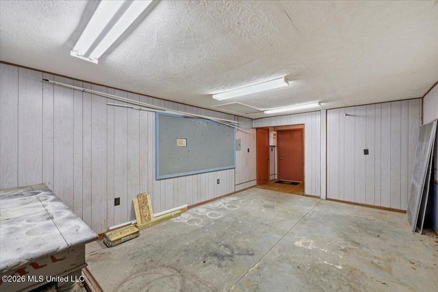 69 Summit Ridge Drive, Brandon, MS 39042