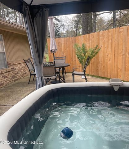 69 Summit Ridge Drive, Brandon, MS 39042