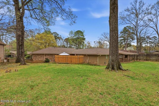 69 Summit Ridge Drive, Brandon, MS 39042