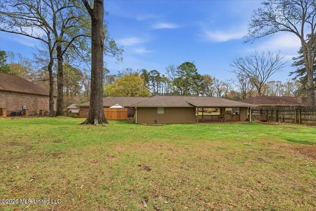 69 Summit Ridge Drive, Brandon, MS 39042