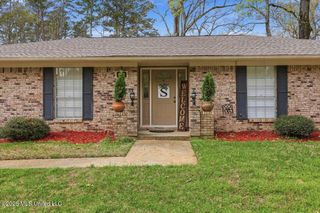 69 Summit Ridge Drive, Brandon, MS 39042