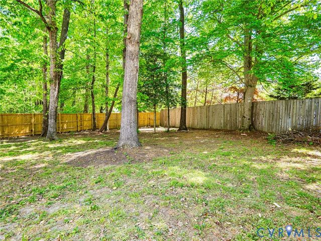 10929 Point Grey Rd, Henrico, VA 23233