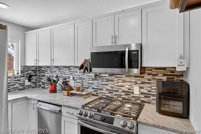 36773 Bibbins Street, Romulus, MI 48174