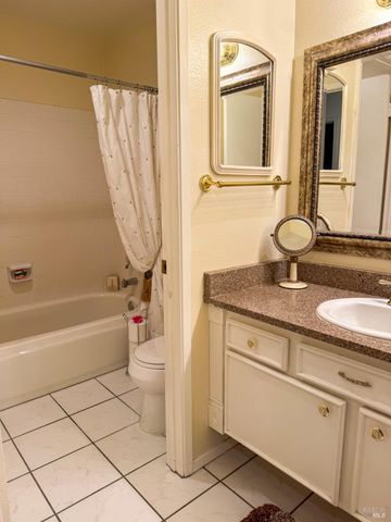 124 Gregory Ln, Vallejo, CA 94591