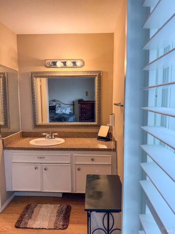 124 Gregory Ln, Vallejo, CA 94591