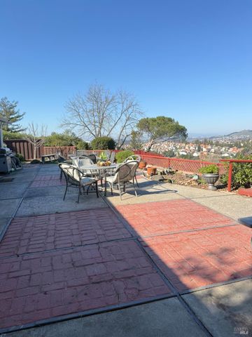 124 Gregory Ln, Vallejo, CA 94591